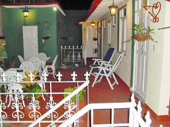 www.particuba.net •_• Sancti Spiritus • Hostal Paraiso