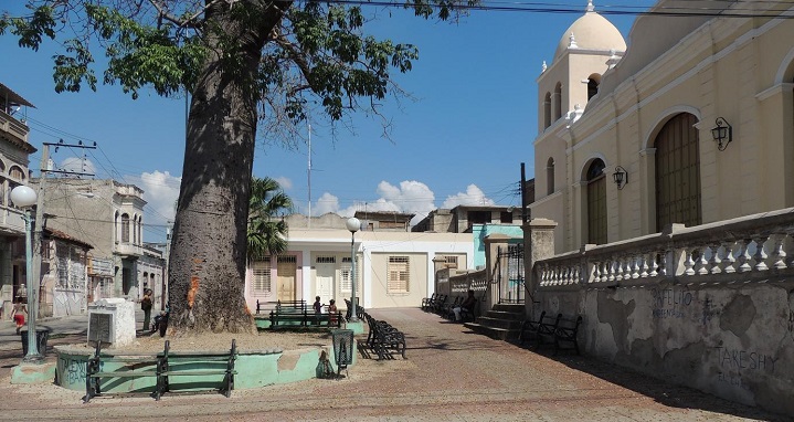 HOSTAL LA CEIBA • www.particuba.net •|• Santiago de Cuba